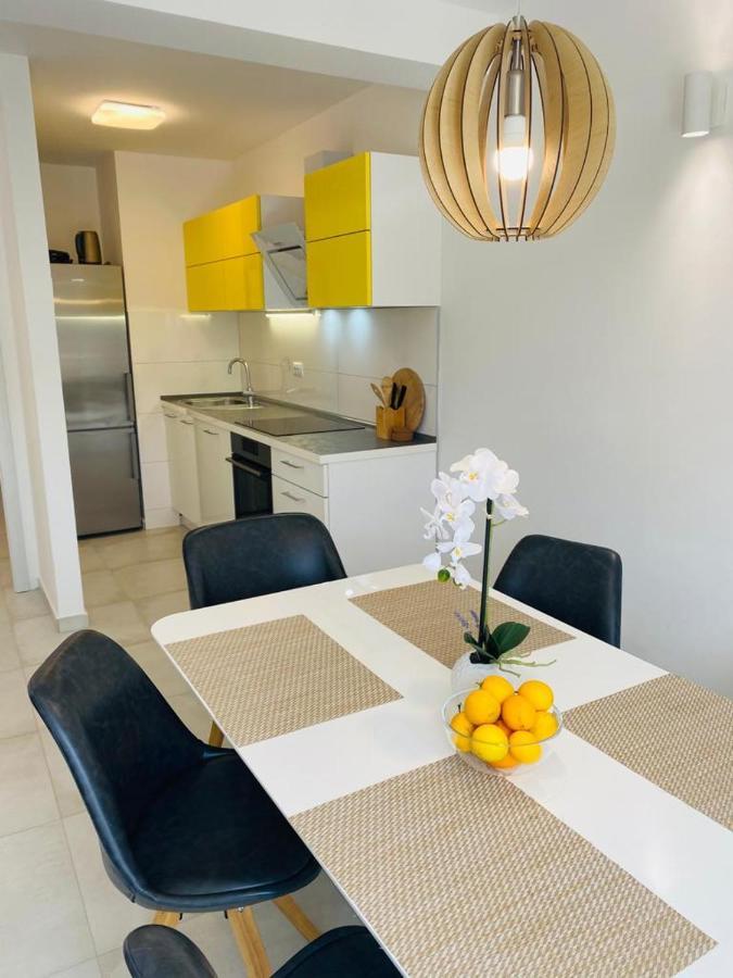 New With Panoramic View *
